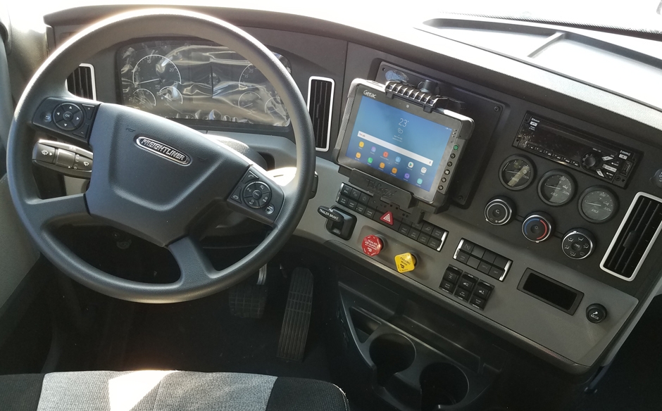 https://www.gamberjohnson.com/sites/default/files/styles/product_gallery/public/2019-09/7160-1124-freightliner-mount-getac-android_0.jpg?itok=nK3VeJEq