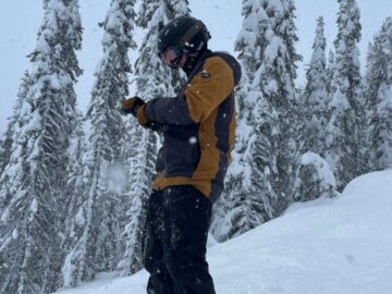 Zach Lothe -Canada Snowboarding