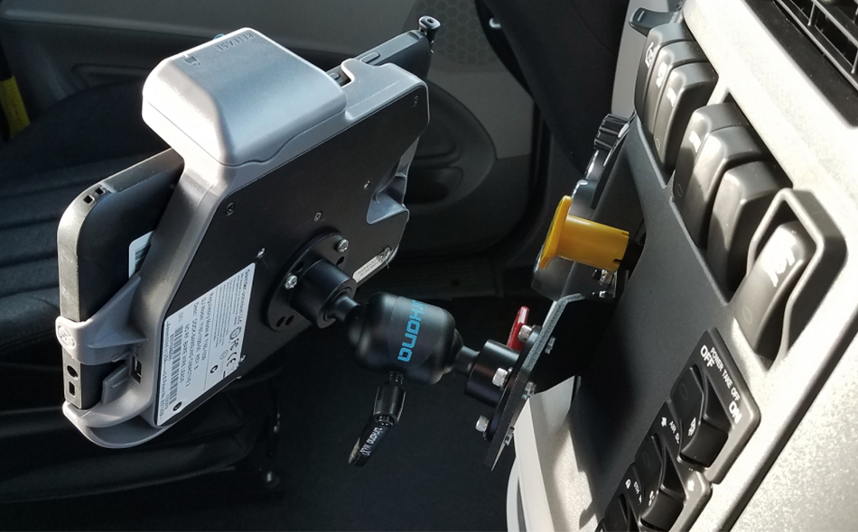 ko-pan-daページ PETERBILT 579 DASH MOUNT - Gamber-Johnson LLC