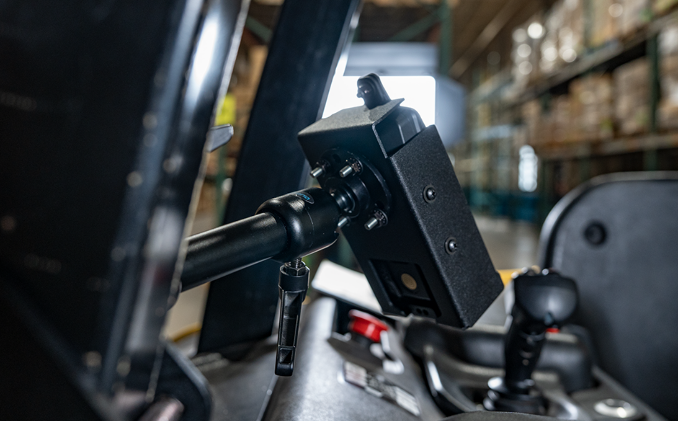 Gamber-Johnson Keyence DX-A600, DX-W600 Cradle with Keyence Device attached to a Gamber-Johnson Zirkona 4