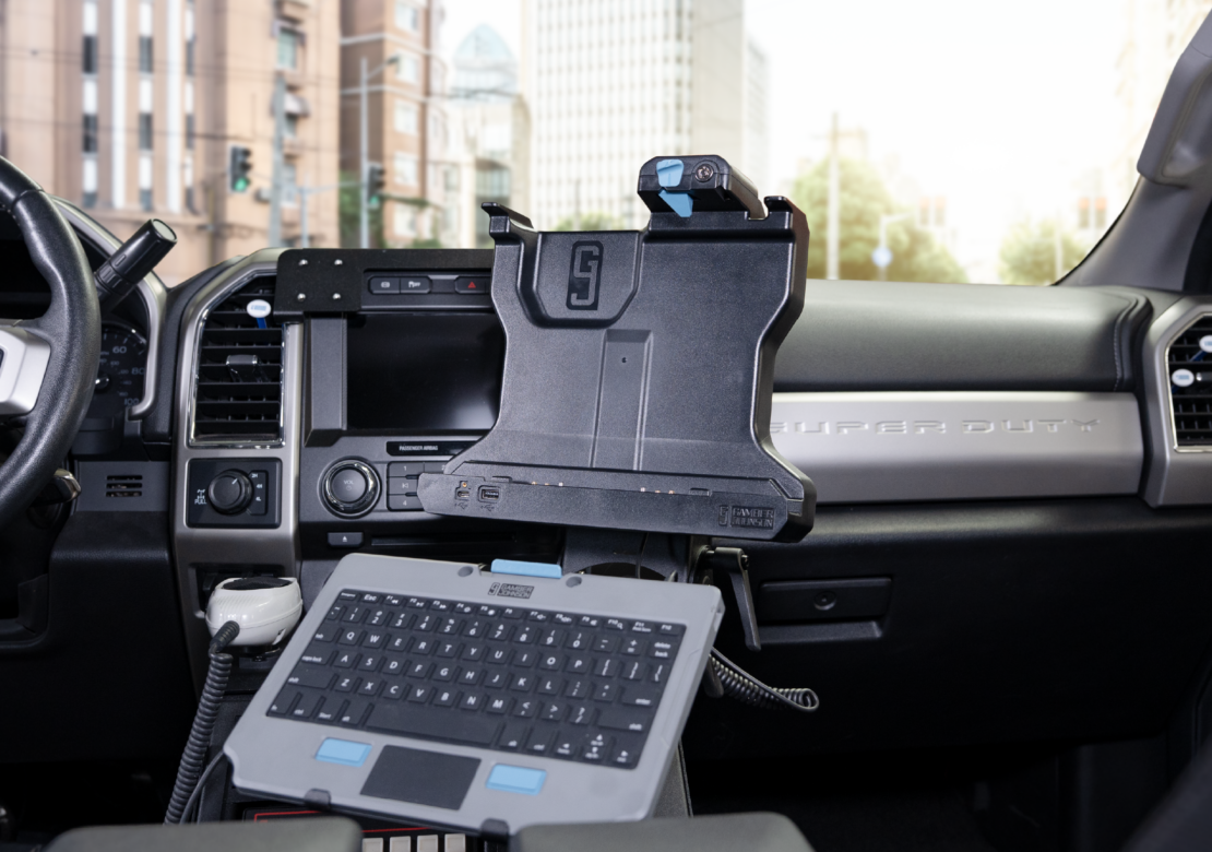 Gamber-Johnson F120 Docking Station in a Ford F-250